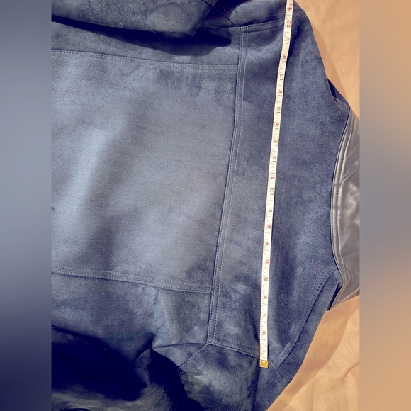 AUTHENTIC ARMANI Collezioni  Blue Suede Italian Jacket - Picture 13 of 16
